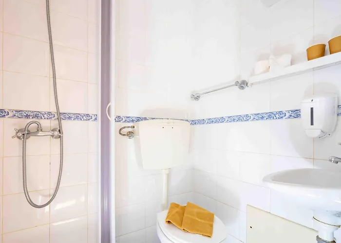 Гостьовий будинок Residencial Capri By Umbral